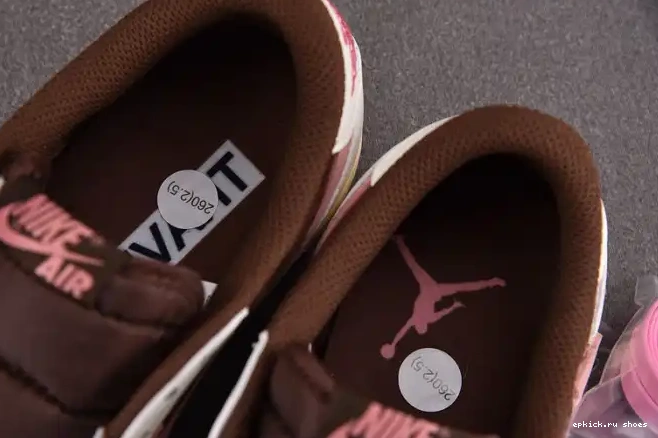 Cheap SP x DZ4137-206 OG Travis AJ Scott Low 1 0419